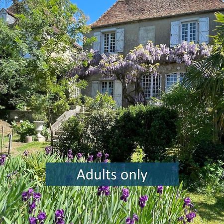 Jardin Des Remparts Bed & Breakfast Orthez Exterior photo
